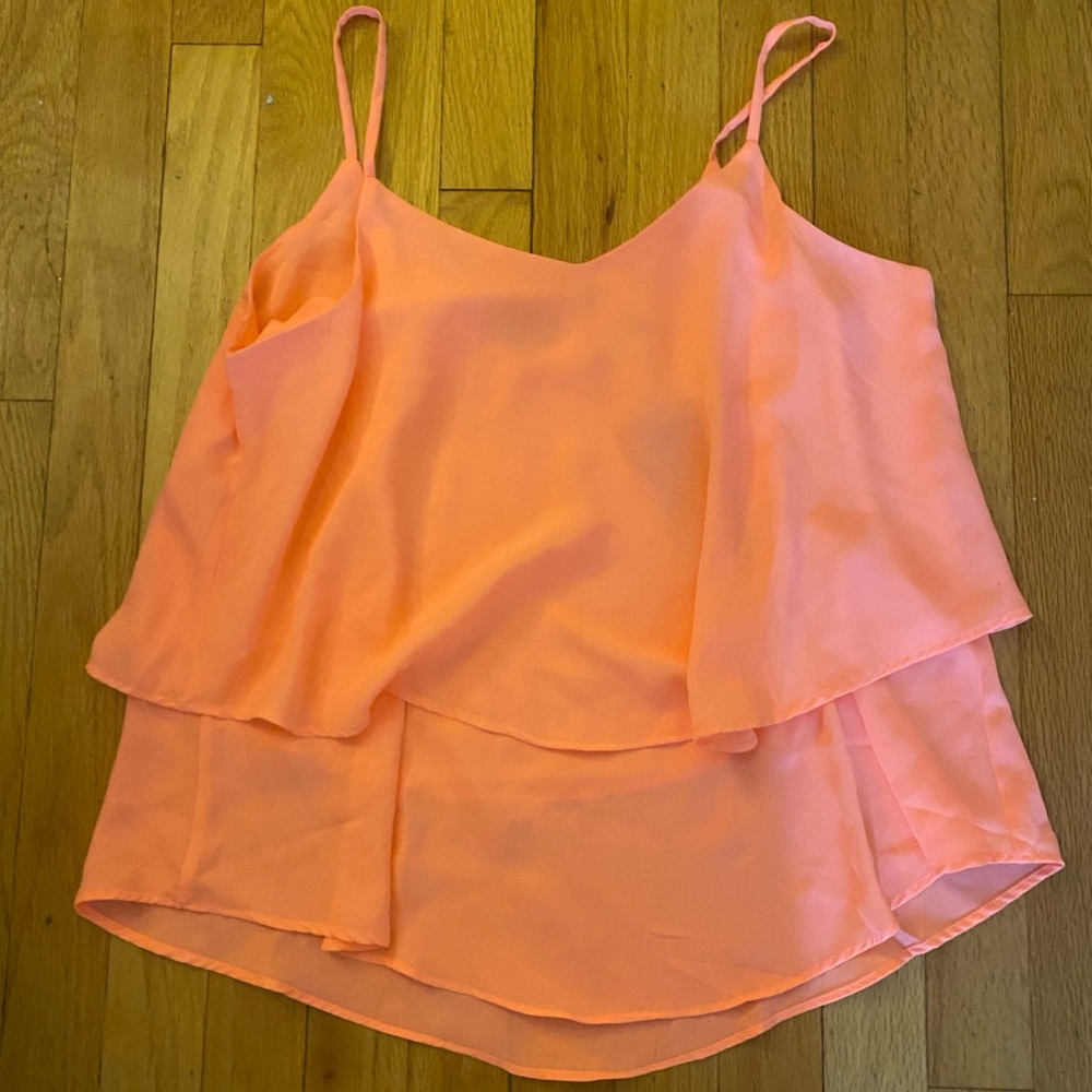 NWT Bright coral tiered flowy top.
